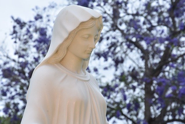 La figura de María en la tradición católica