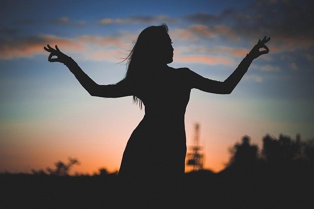 El estoicismo como disciplina espiritual para la paz mental