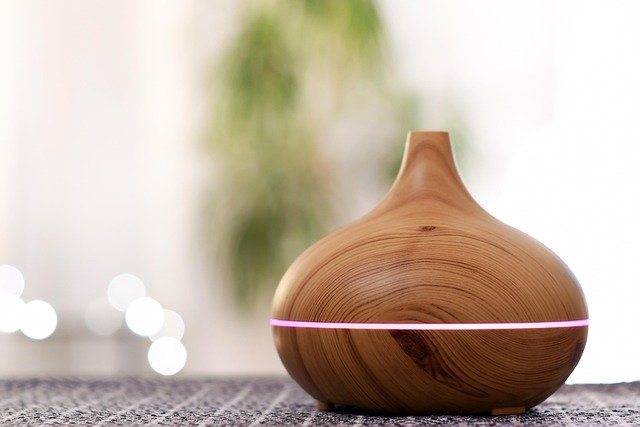 El uso de los aceites esenciales en la práctica espiritual diaria